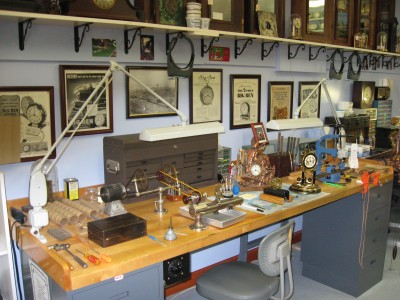 Lathe work bench