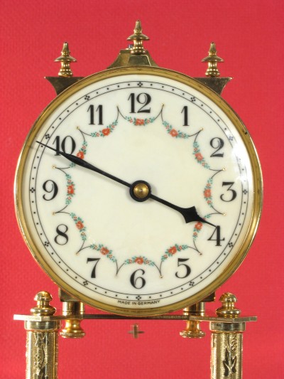 The dial has no name (later dials say "Schatz"). It says "Made In Germany" at the bottom.