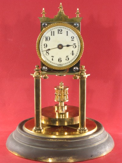 Jahresuhrenfabrik disc pendullum 400 day clock made ca. 1912.