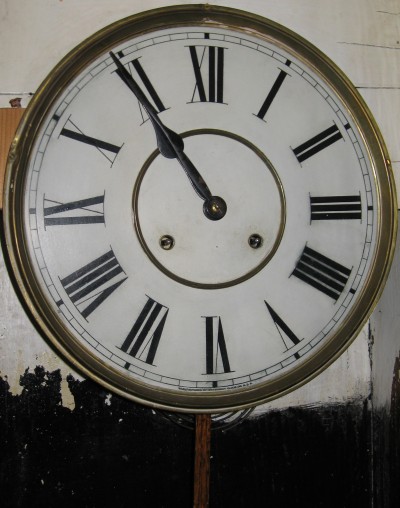 Original hands and painted dial