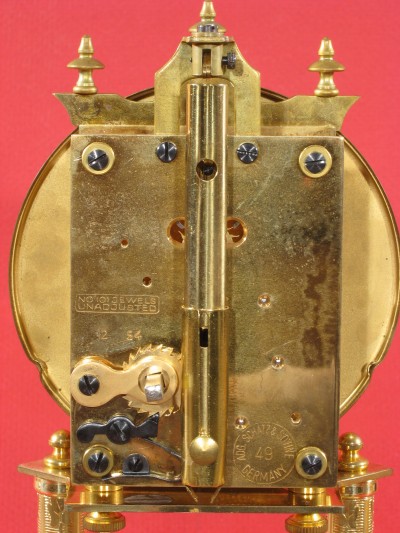 The movement is Horolovar backplate no. 1914A. Dated 12 54 (December 1954).