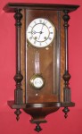 Clock without top piece